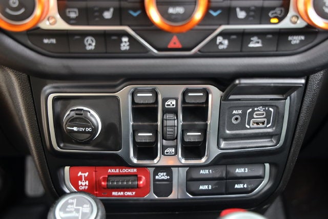 2025 Jeep Gladiator Mojave X