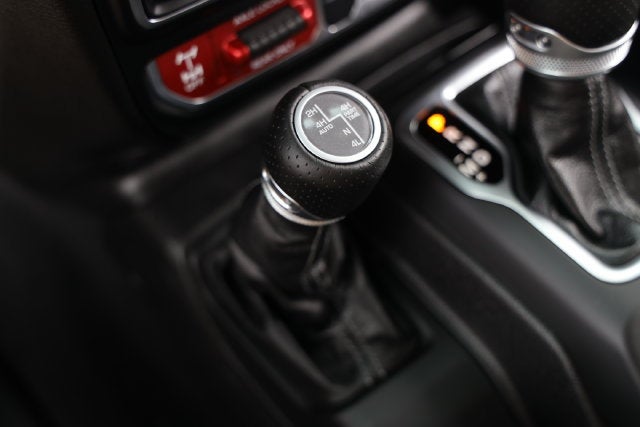 2025 Jeep Gladiator Mojave X