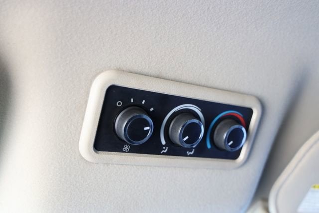 2017 Chevrolet Express Passenger 3500 LT