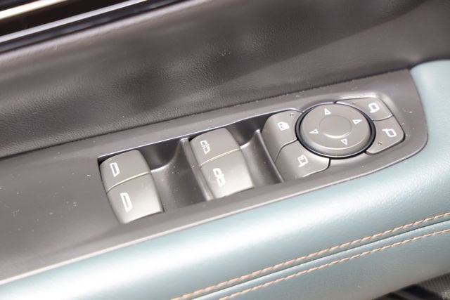 2025 GMC Yukon AT4