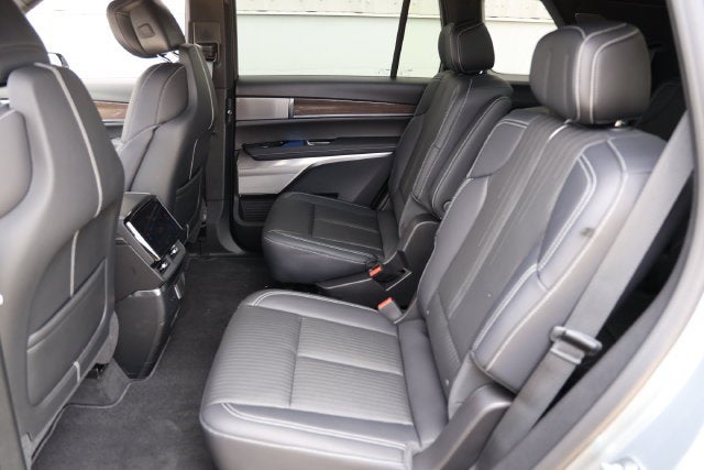 2027 Cadillac VISTIQ Luxury