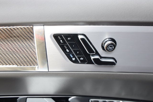 2027 Cadillac VISTIQ Luxury