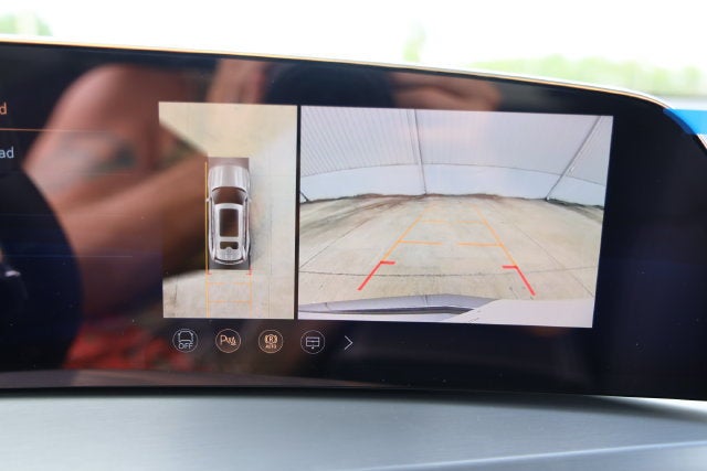 2027 Cadillac VISTIQ Luxury