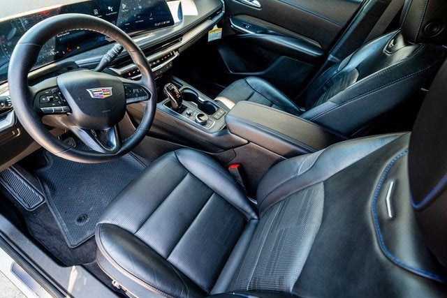 2025 Cadillac XT4 Sport