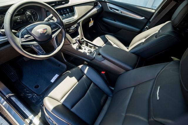 2026 Cadillac XT5 Luxury