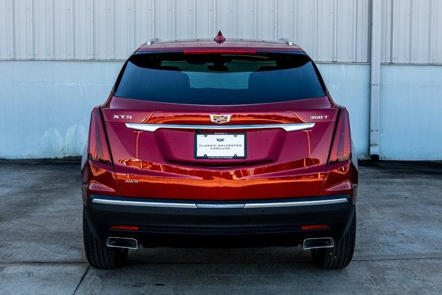 2026 Cadillac XT5 Luxury