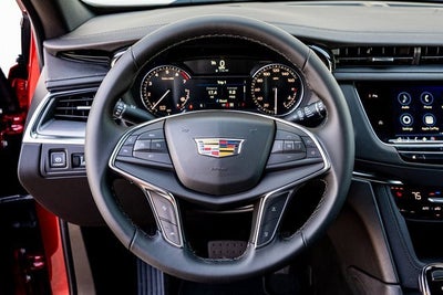 2026 Cadillac XT5 Luxury