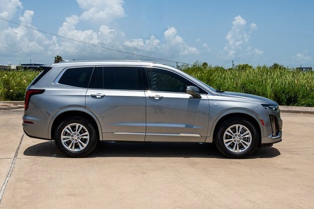 2025 Cadillac XT6 Luxury