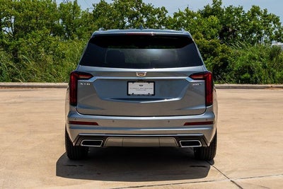 2025 Cadillac XT6 Luxury