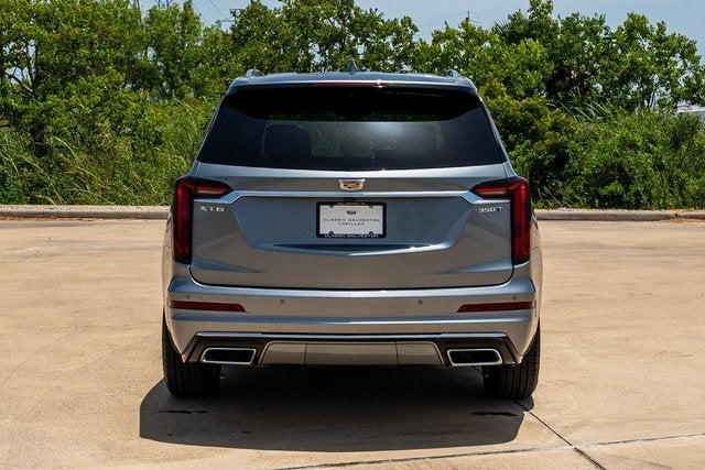 2025 Cadillac XT6 Luxury