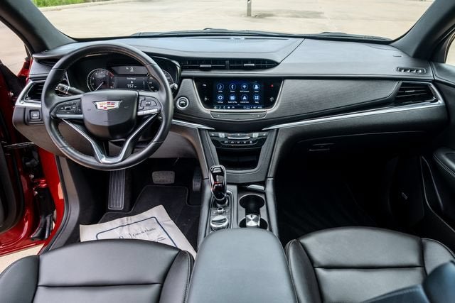 2023 Cadillac XT6 FWD Luxury