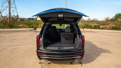 2025 Cadillac XT6 Premium Luxury