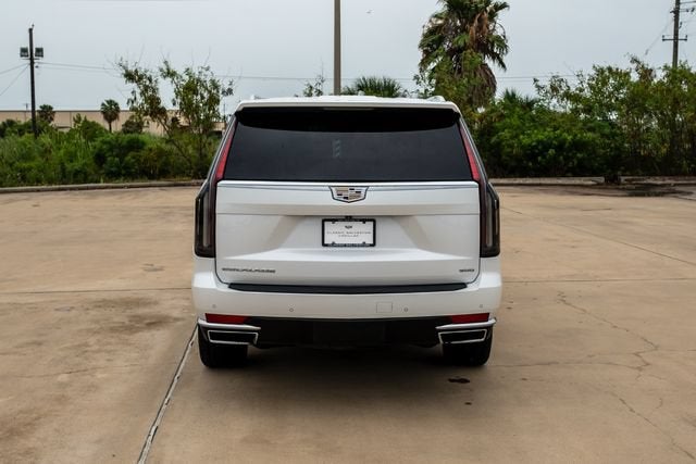 2022 Cadillac Escalade Luxury