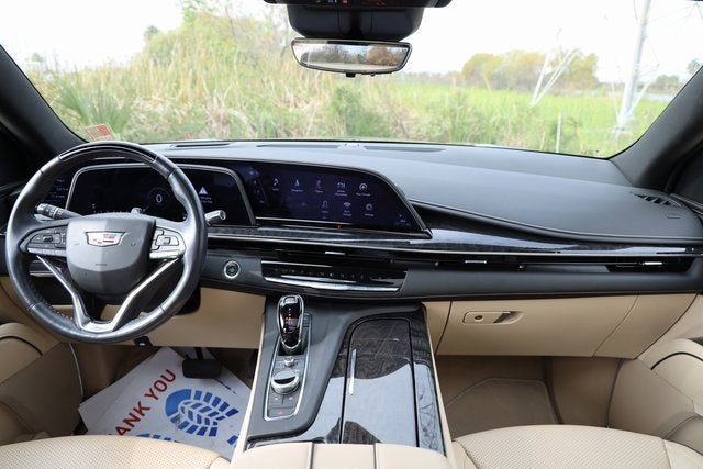 2022 Cadillac Escalade Premium Luxury