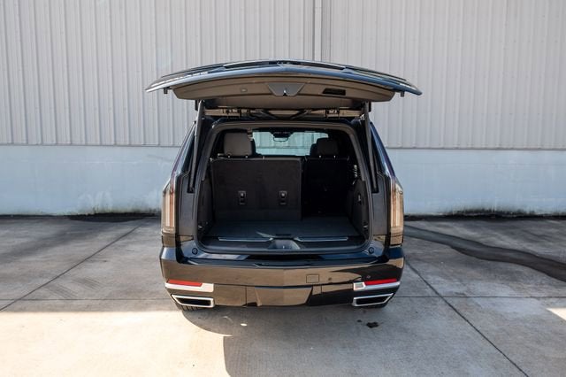 2026 Cadillac Escalade Luxury