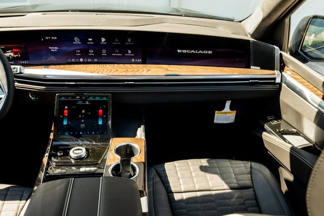 2026 Cadillac Escalade ESV Platinum Sport