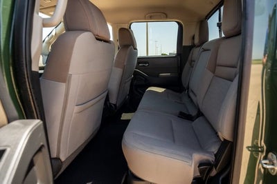 2022 Nissan Frontier SV
