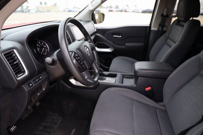 2022 Nissan Frontier SV