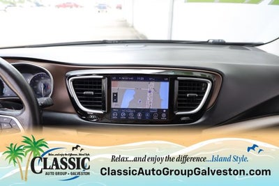 2019 Chrysler Pacifica Touring L Plus