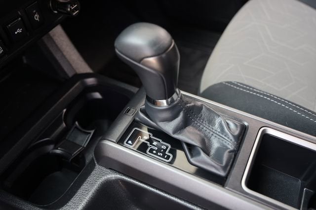 2022 Toyota Tacoma 4WD SR
