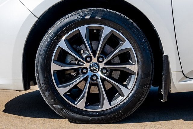 2017 Toyota Avalon Hybrid XLE Plus