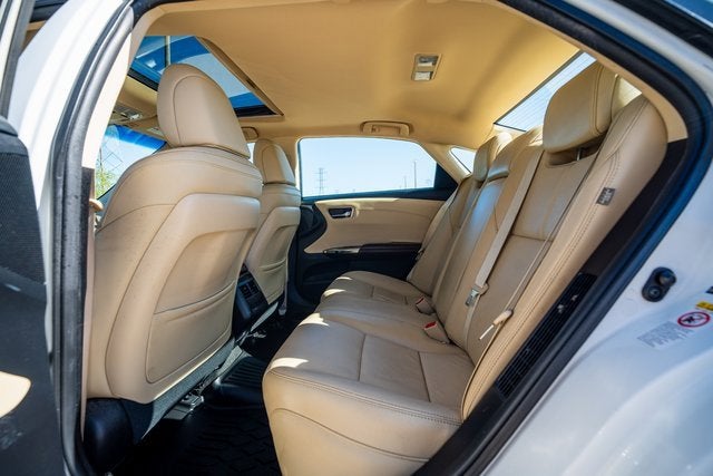 2017 Toyota Avalon Hybrid XLE Plus