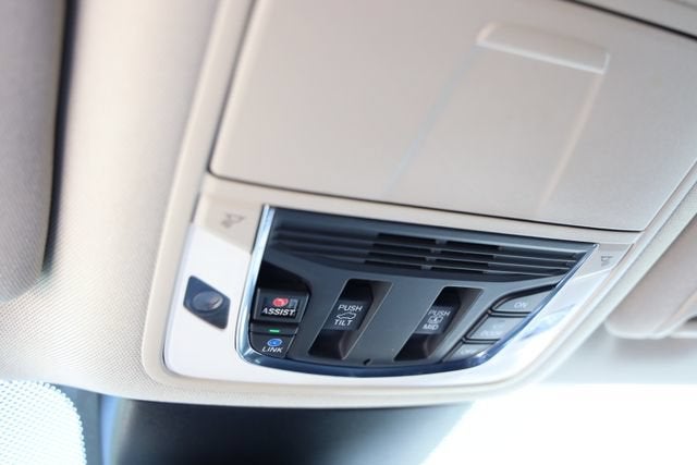 2022 Acura MDX w/Advance Package