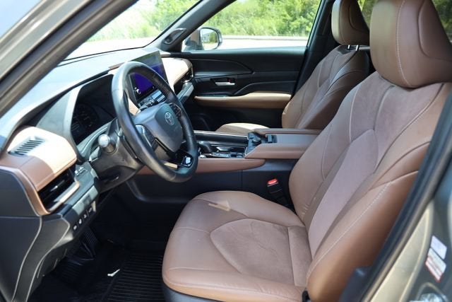 2025 Toyota Grand Highlander Hybrid MAX Limited