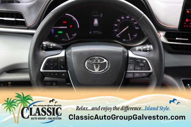 2023 Toyota Sienna XSE