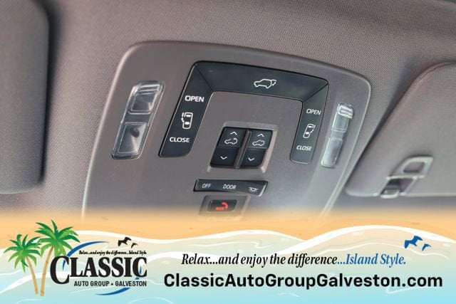 2023 Toyota Sienna XSE