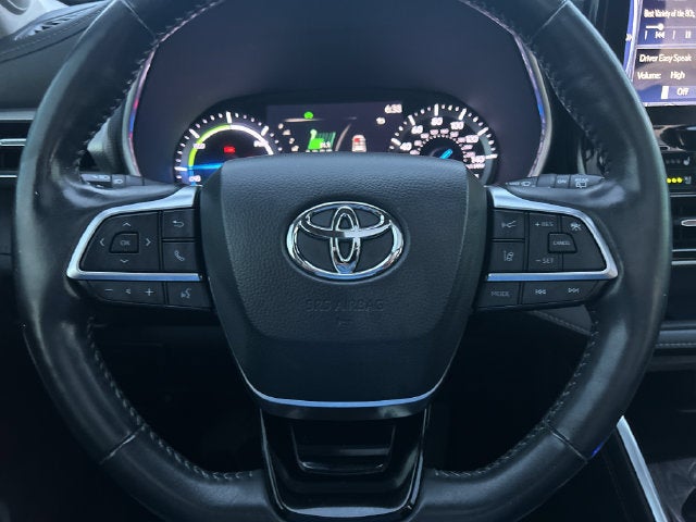 2021 Toyota Highlander Hybrid Platinum