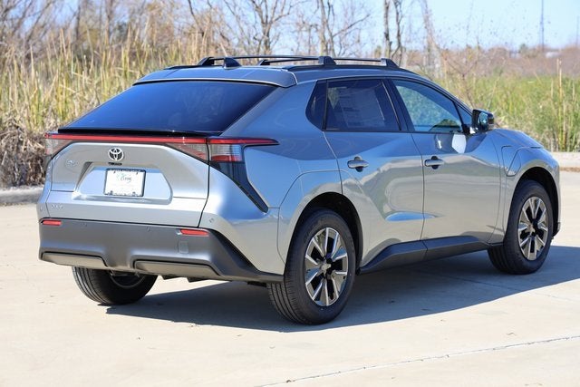 2026 Toyota bZ XLE Plus