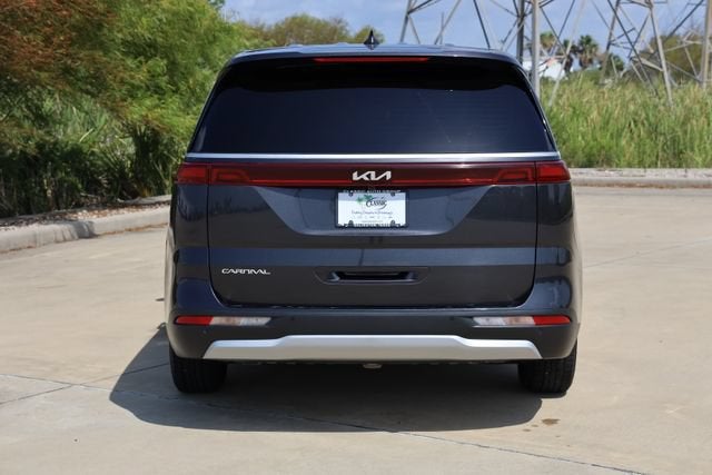 2023 Kia Carnival LX