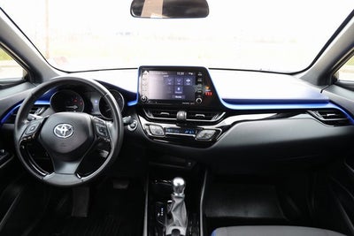 2020 Toyota C-HR LE