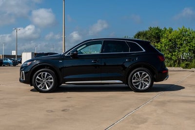 2022 Audi Q5 S line Premium Plus