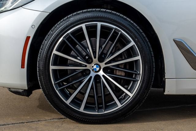 2021 BMW 5 Series 540i