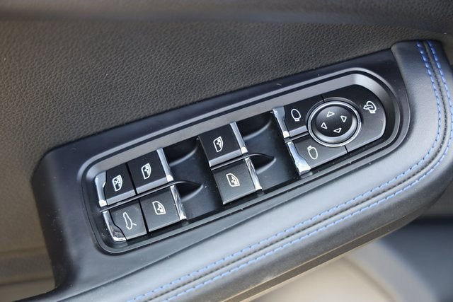 2022 Porsche Macan NA