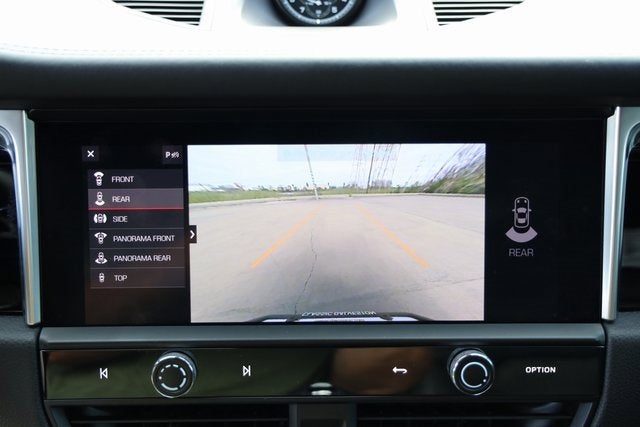 2022 Porsche Macan NA