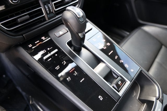 2022 Porsche Macan NA