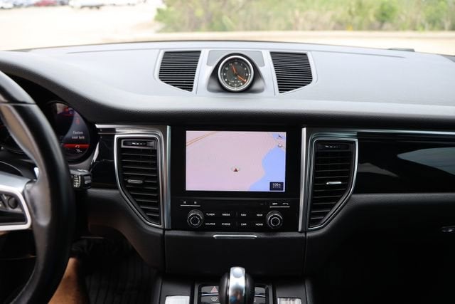 2018 Porsche Macan NA