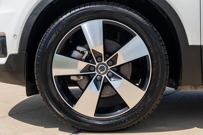 2019 Volvo XC40 Momentum