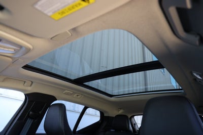 2025 Volvo XC40 Core Bright Theme