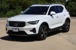 2025 Volvo XC40 Core Bright Theme